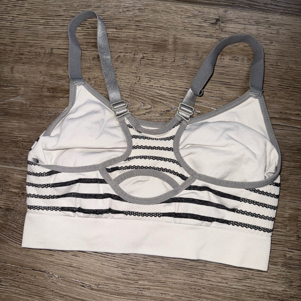 Reebok Trio Sports Bra Set - Pink, Black, Striped - Picture 9 of 13